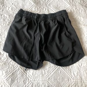 Eddie Bauer Departure Amphib Shorts - Medium